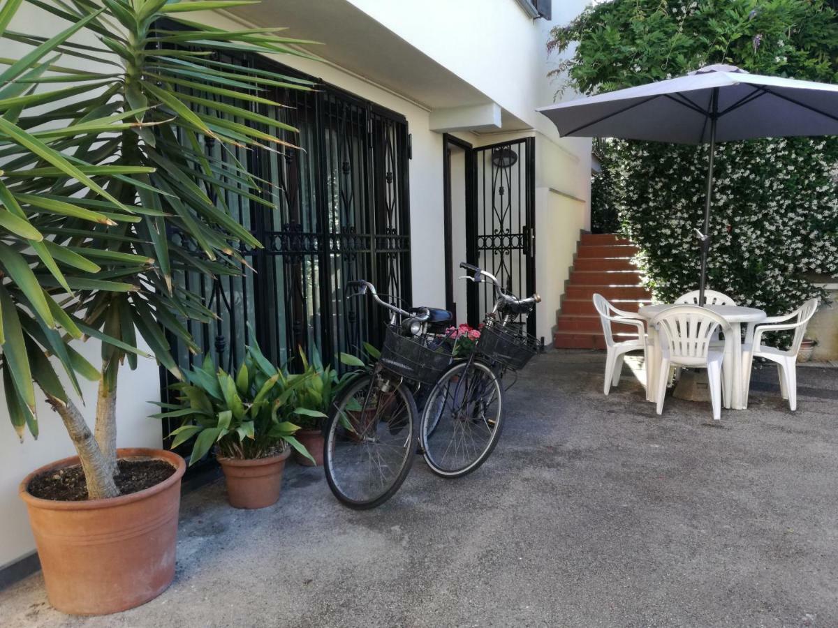 Il Glicine Di Lucca Apartman Kültér fotó
